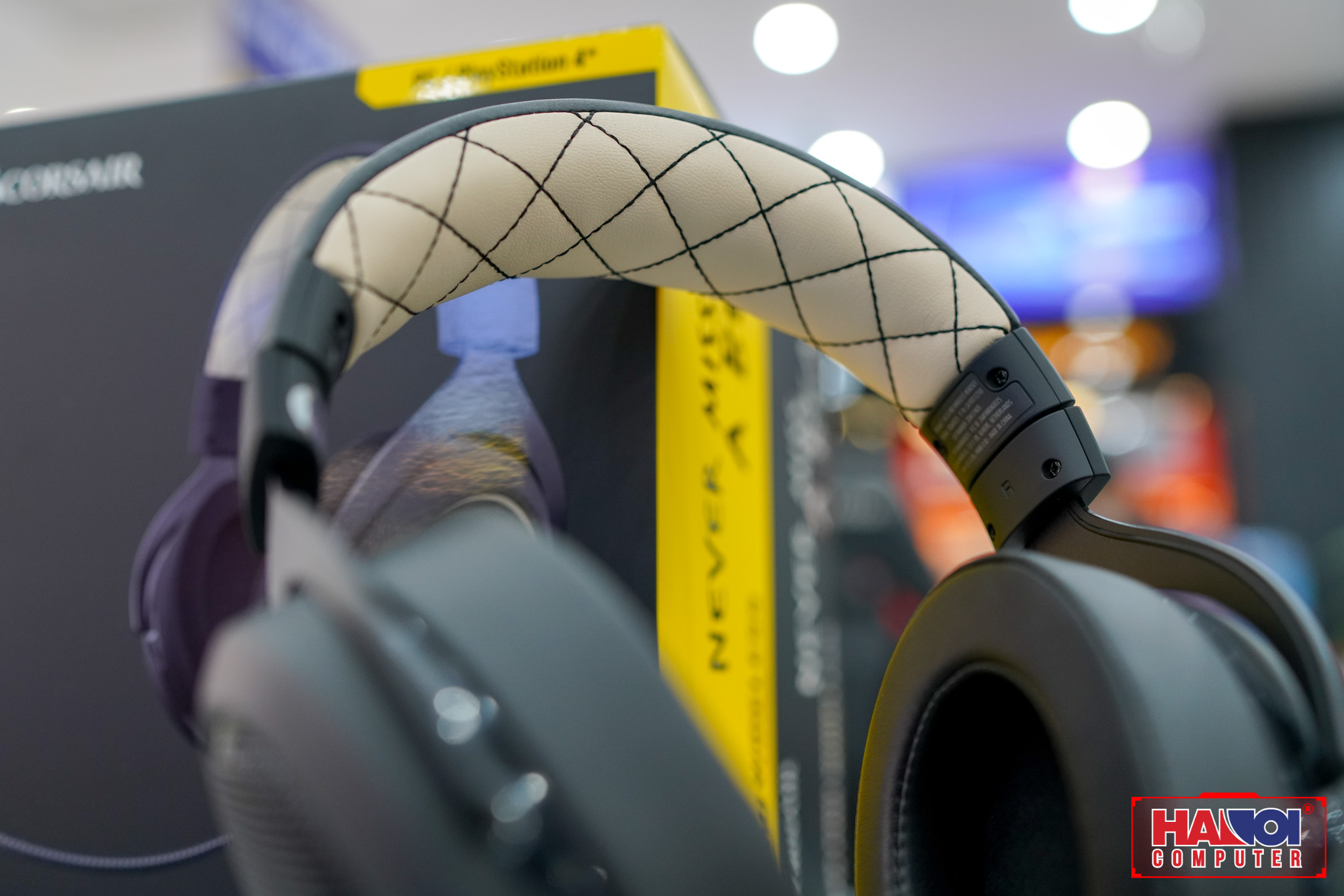 Đệm da của tai nghe Corsair HS70 Pro Wireless